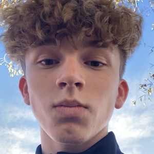 Meet your Posher, Adrian